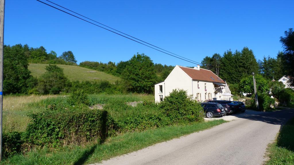 Le Repos Coquelicot Panzió Montillot Kültér fotó